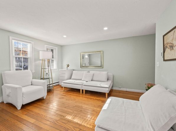 300 Falmouth Road #21E, Mashpee, MA 02649
