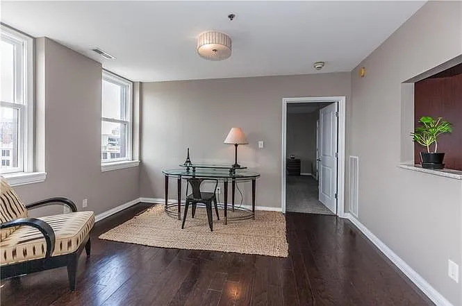 110 E Washington St #601 — Photo 3