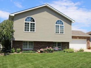 320 W 128th Pl, Crown Point, IN 46307