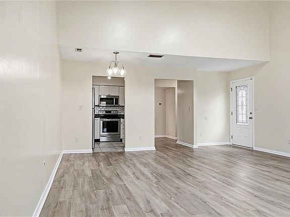 5th image of 917 A St