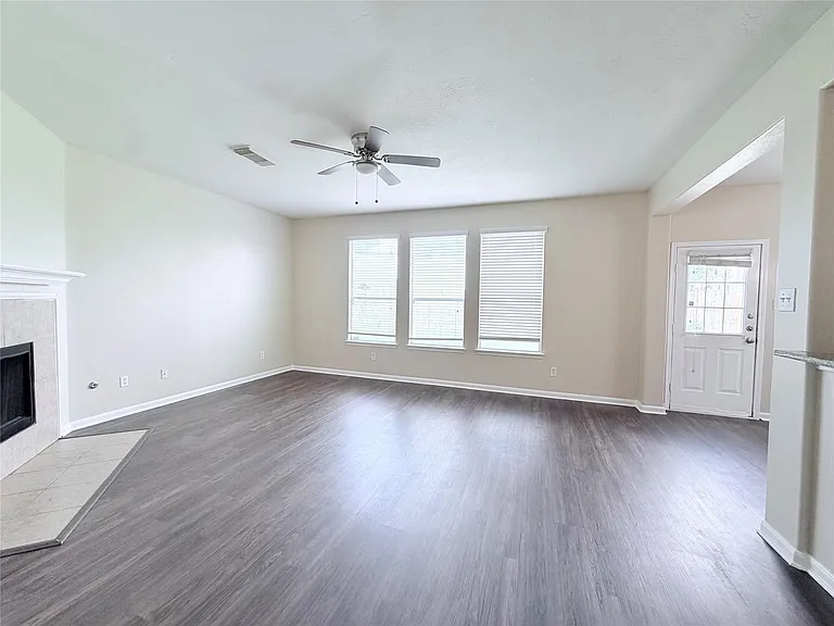 7403 Bering Landing Dr — Photo 20
