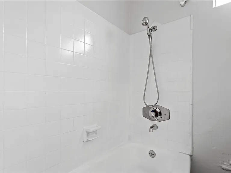 749 Garland Ave — Photo 27