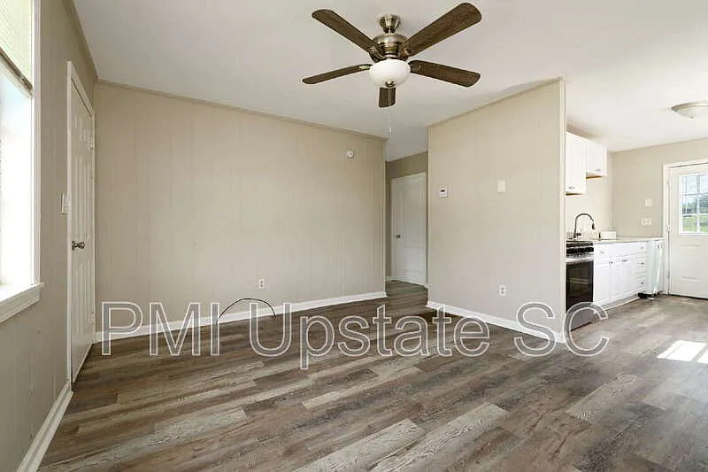 700 Brook St — Photo 3