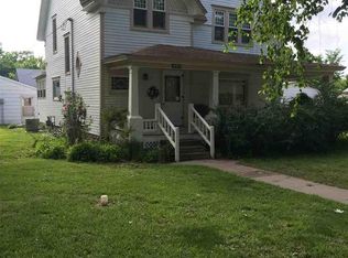 402 S Main St, Canton, KS 67428