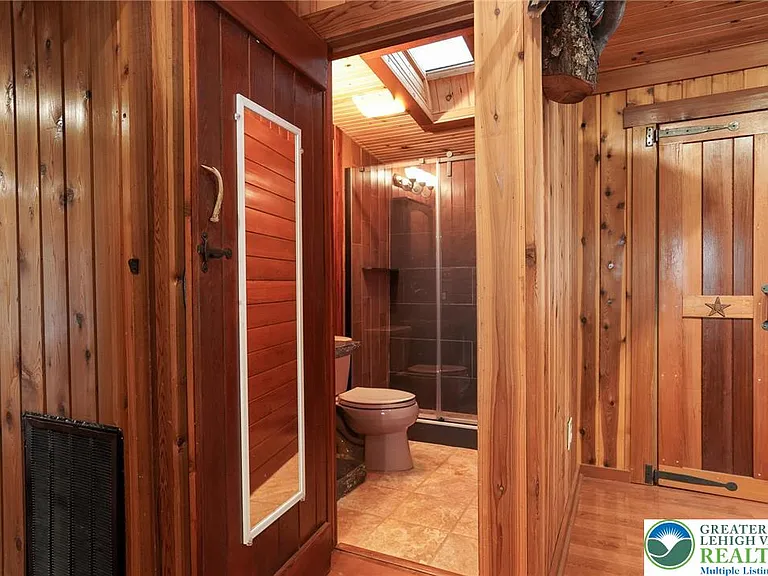371 Green Tree Dr — Photo 23