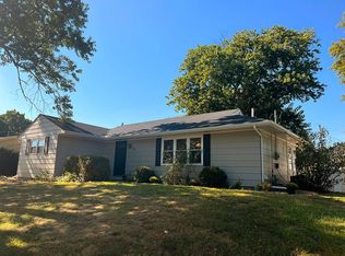 309 S Elm St, Saint Joseph, IL
