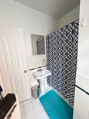 Rented by Corcoran | media 14