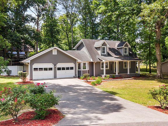 5th image of 2081 Valley Hills Ln NW