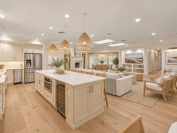 5th image of 5430 SW 39TH Way