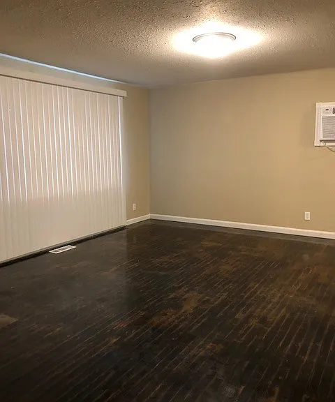 722 S Grand Dr — Photo 7
