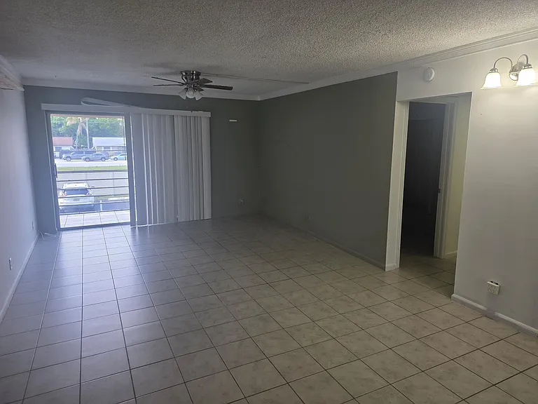 959 SE 2nd Ave #226 — Photo 18