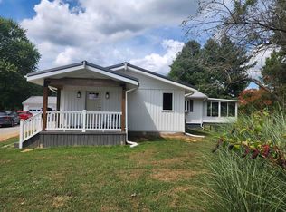 424 State Route 1063, Dixon, KY 42409
