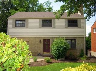 1108 Greentree Rd, Pittsburgh, PA 15220