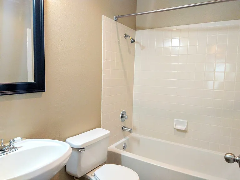 4138 Mystic Sunrise Dr — Photo 23