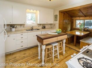 320 NW Staats St, Bend, OR 97703