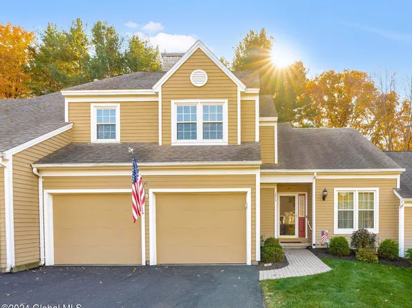 49 Ridgefield Drive, Voorheesville, NY 12186