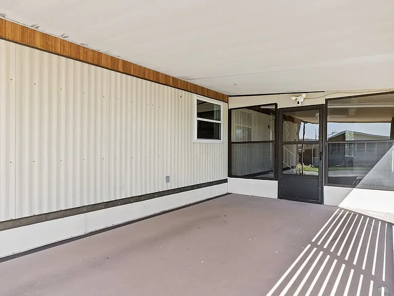 10034 Hamp Dr — Photo 4