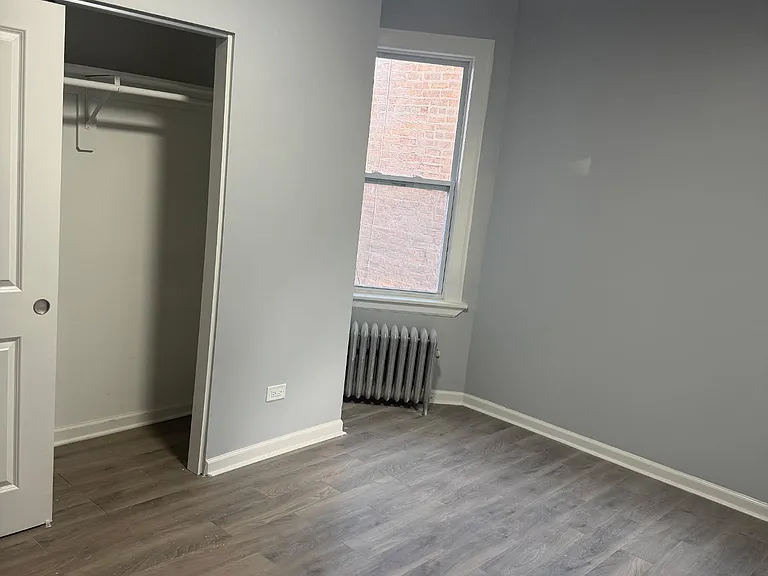 7353 S King Dr #2 — Photo 4