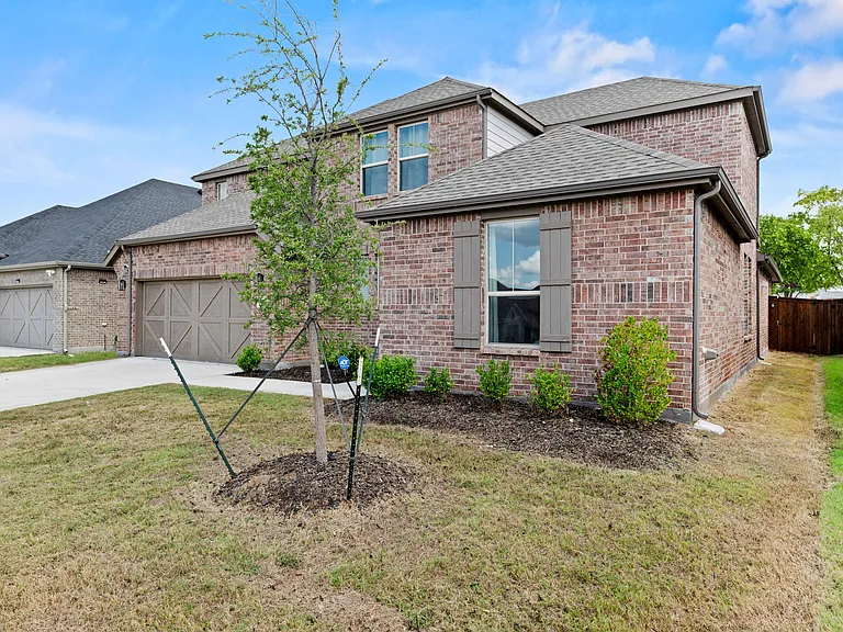 801 Lake Cove Dr — Photo 44