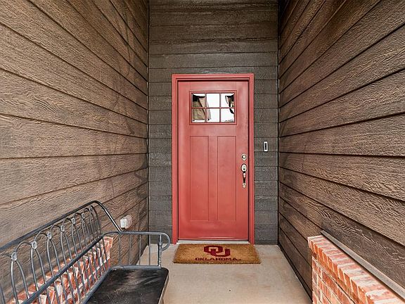 2nd image of 3601 Sawtooth Ridge Dr