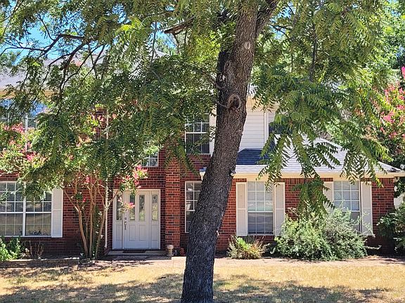 2nd image of 1600 Burney Ln