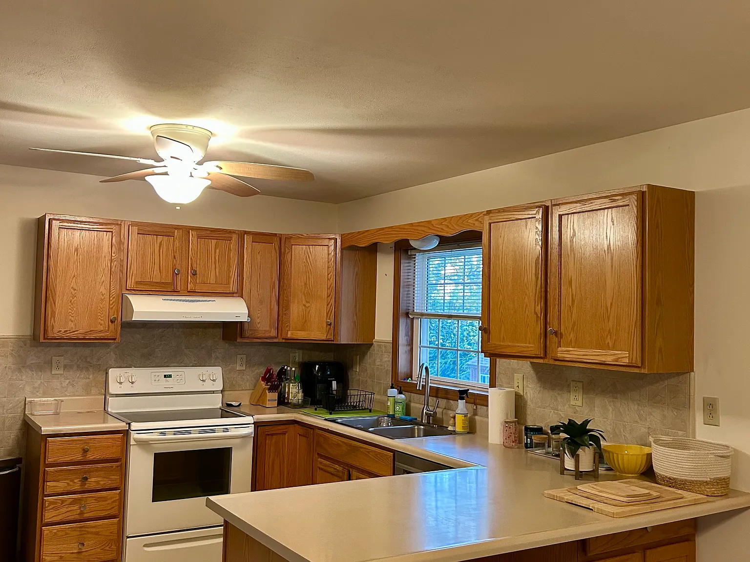 3 bed, 1560 sqft, $3,000 — Photo 4