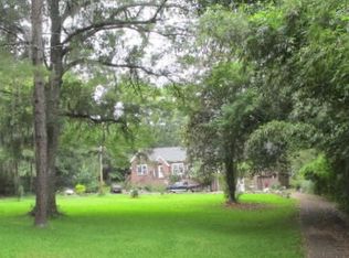 2430 Raymond Rd, Jackson, MS 39212