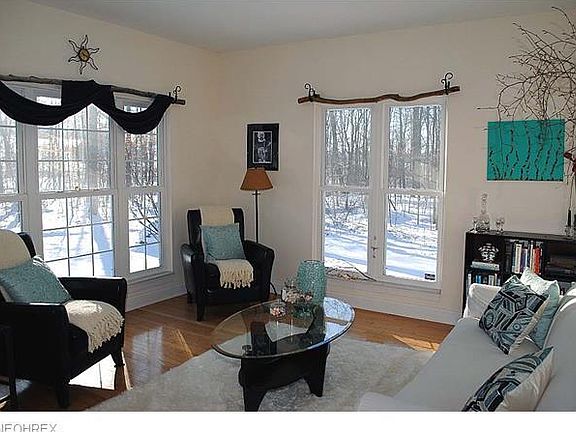 4th image of 16670 Auburn Springs Dr