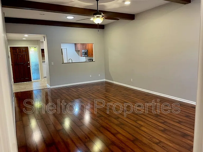 1262 E Avenida Hermosa — Photo 7