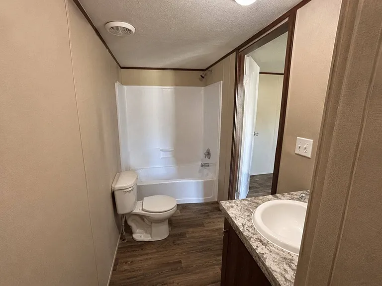 1501 Bunnys Dr — Photo 6