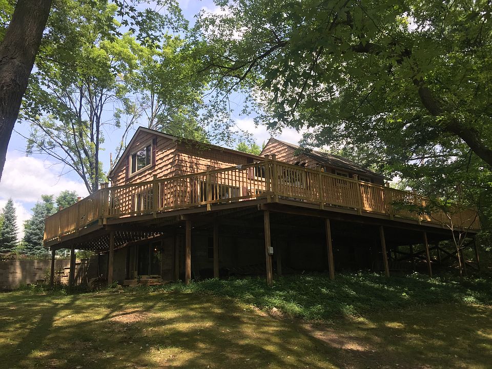 Approach from the front.