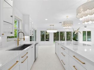 17 Knights Bridge Rd, Naples, FL 34112