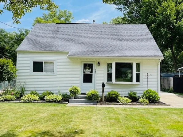 647 Tallkron Dr, Akron, OH 44305