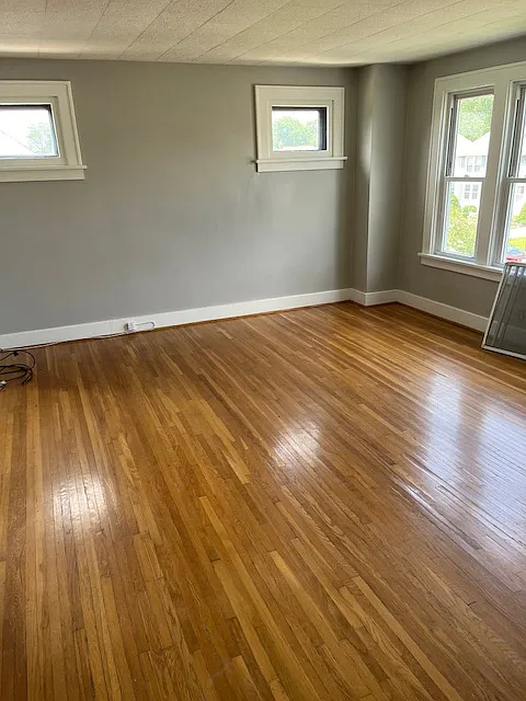3 bed, 1295 sqft, $1,600 — Photo 3