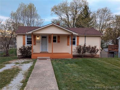 808 N College Avenue, Salem, IN, 47167