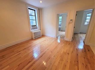 789 9th Ave #4P, New York, NY 10019