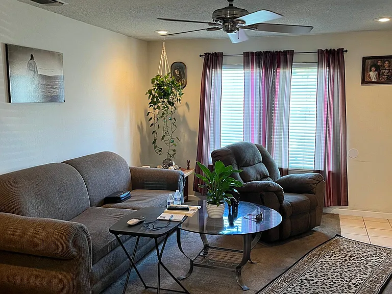 256 W Holland Ave #D — Photo 4