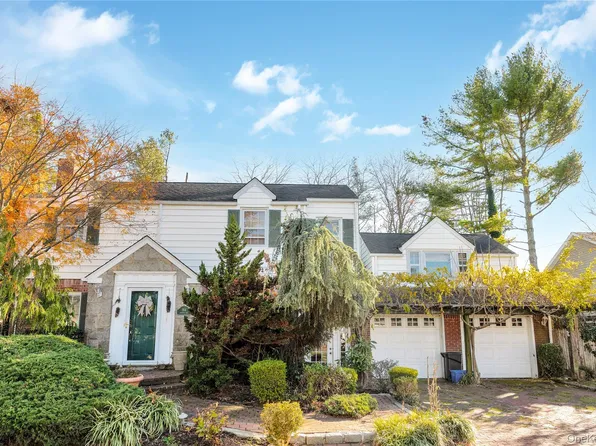164 Waverly Avenue, East Rockaway, NY 11518