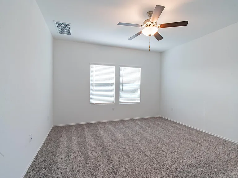 10705 Steinbeck Dr — Photo 8