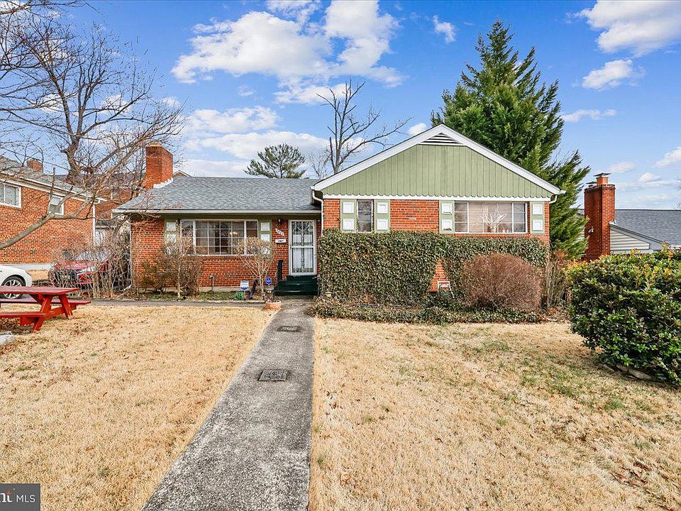 1st image of 9405 Sierra St