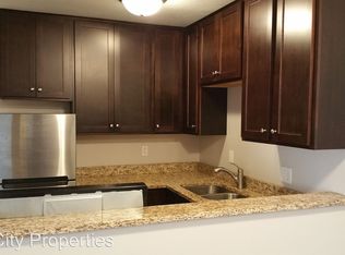 2019 N Farwell Ave, Milwaukee, WI 53202