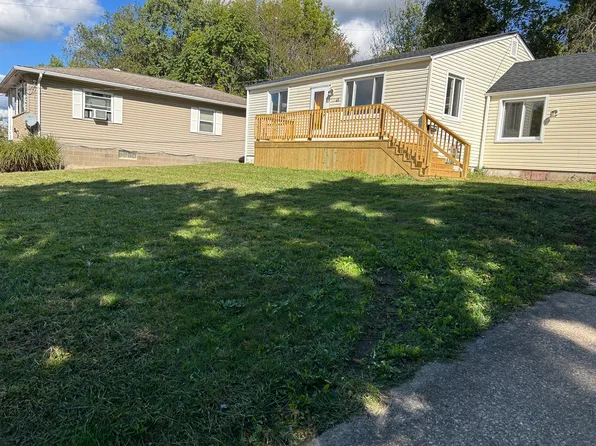 433 Gibbs Rd, Akron, OH 44312