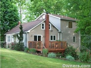 95 Grove Rd, Mohrsville, PA 19541