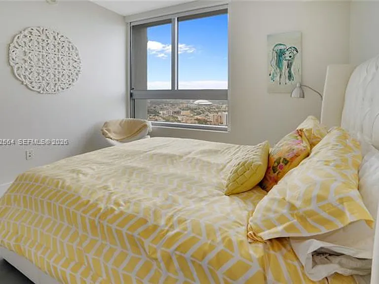 90 SW 3rd St #4308 — Photo 16