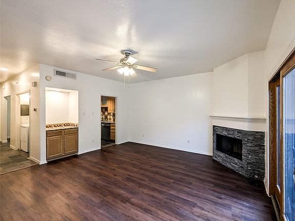 5th image of 7925 Knight Rd