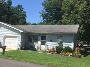 415 11th St, Covington, IN 47932