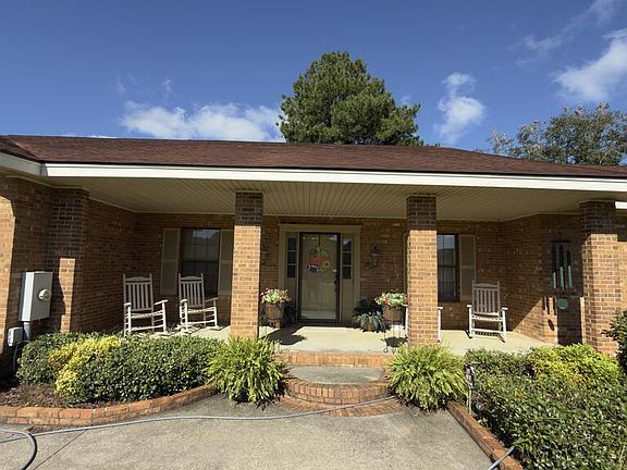3rd image of 307 Old Albany Rd