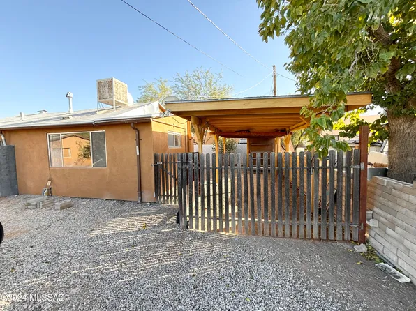 836 E Blacklidge Dr, Tucson, AZ 85719
