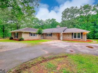 100 Willow Woods Rd, Social Circle, GA 30025