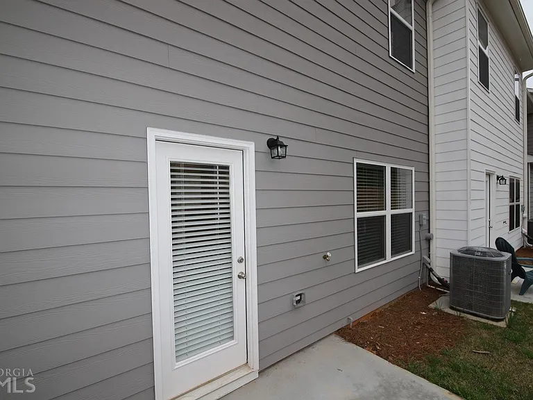 85 Chastain Cir — Photo 35